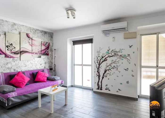 Modern Haven Loft By Cadiz Time
